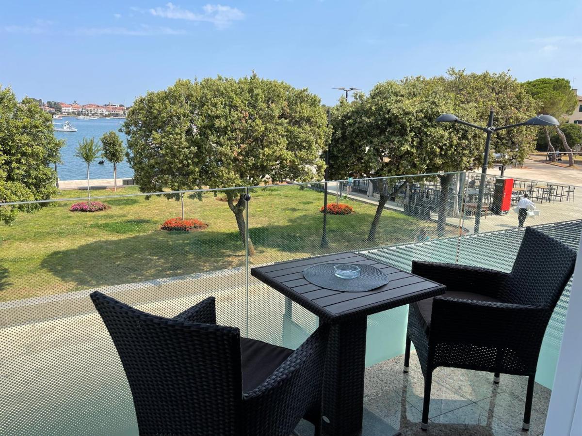 Apartments Riva-Interauto Умаг Экстерьер фото