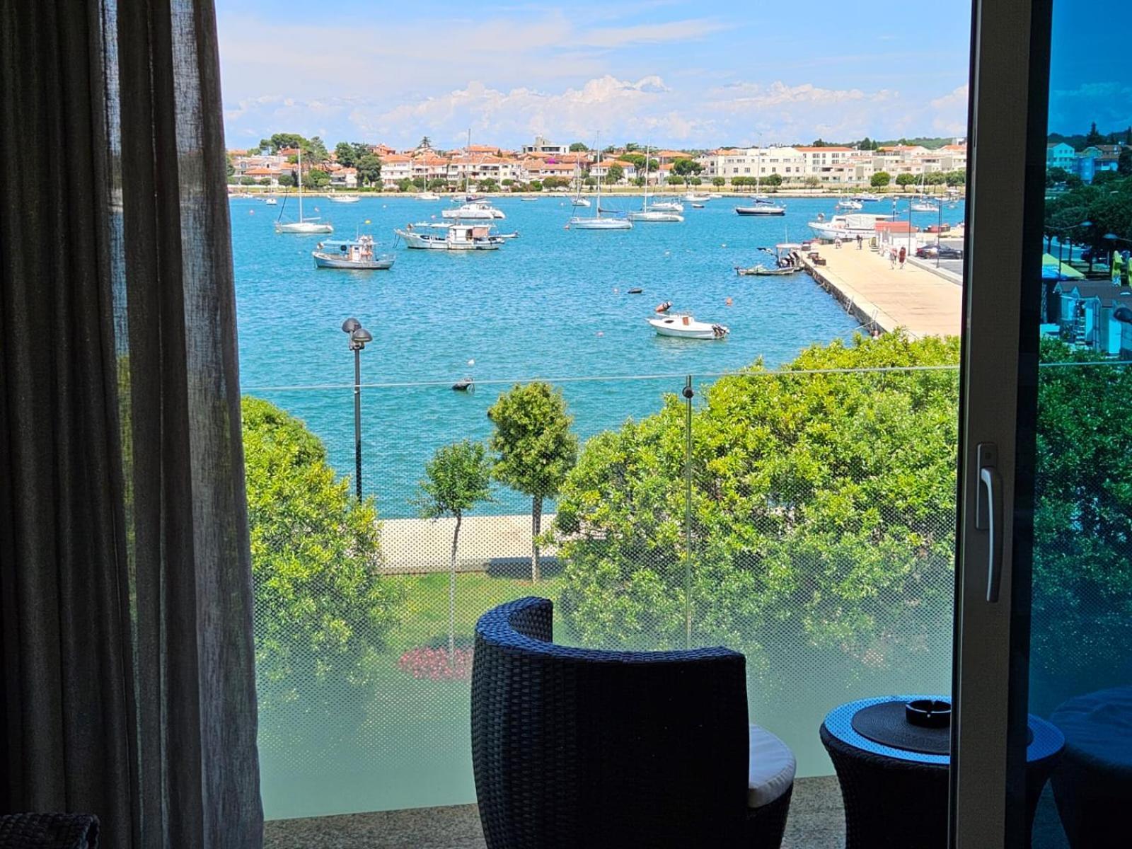 Apartments Riva-Interauto Умаг Экстерьер фото