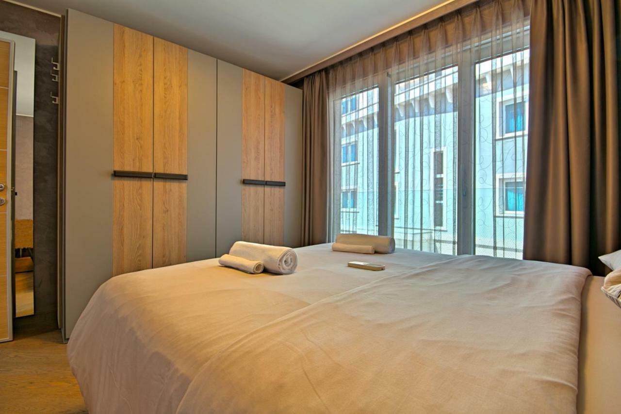 Apartments Riva-Interauto Умаг Экстерьер фото